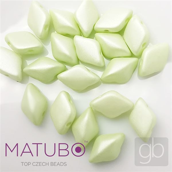 GEMDUO Matubo 8 x 5 mm Green 29315AL