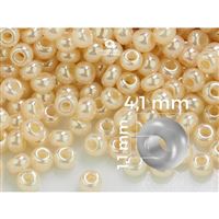 Preciosa Seed beads 6/0 4,1 mm Beige 47112 20 g