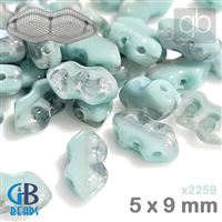 SPEAR BEADS 5 x 9 mm Turquoise Clear x2259 25 pcs